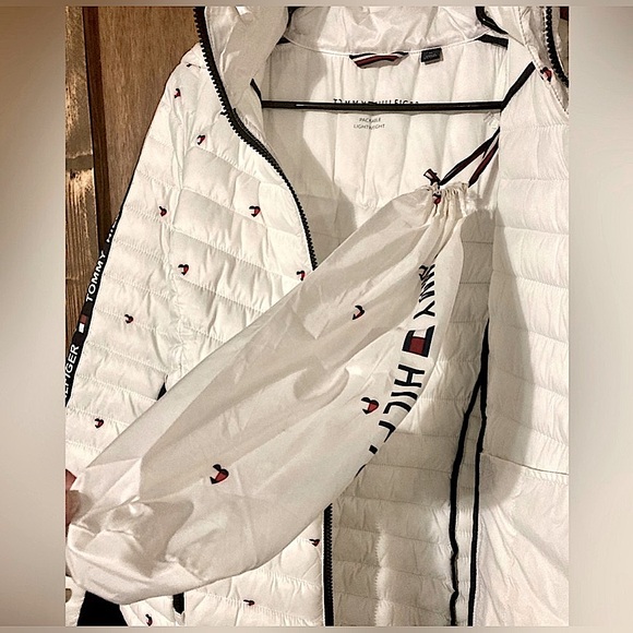 Sold - Picture 4 of 5